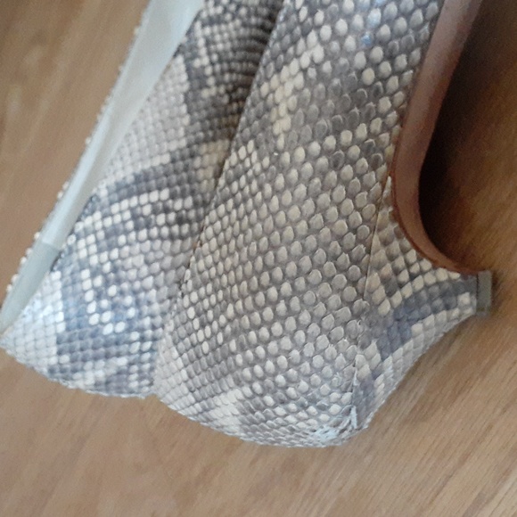 Prada Python tan leather kitten heels sz 39 9 - Picture 8 of 13